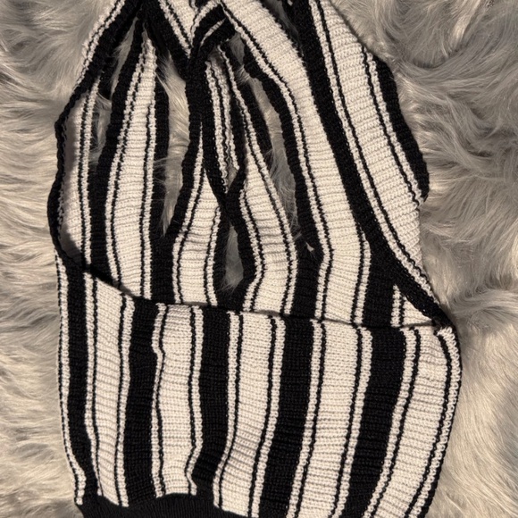 Top - Picture 4 of 4